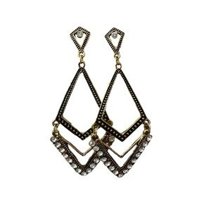 Women’s earrings